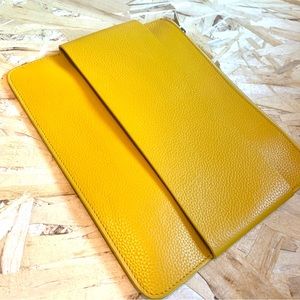 7 FOR ALL MANKIND | YELLOW PEEBLE LEATHER CLUTCH | NWOT